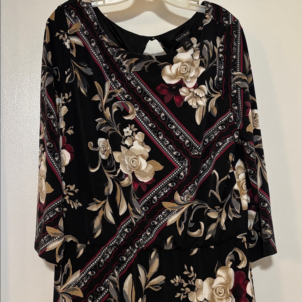 White House Black Market Black Floral Long Sleeve Dress